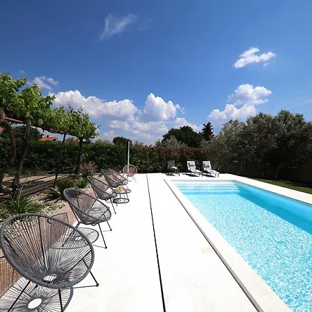 House With A Swimming Pool - Diklo, - 15336 * 扎达尔